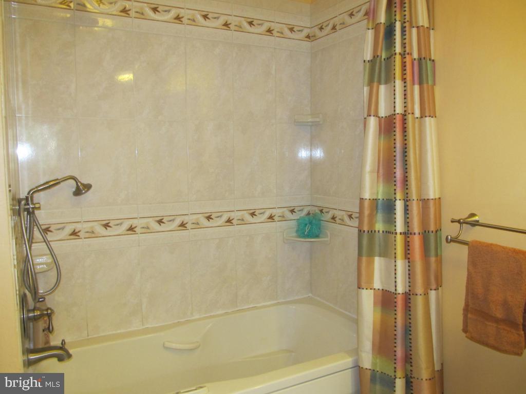 291 Browning Road Lancaster, PA 17602 - Photo 27 of 28 Gallery Image 27