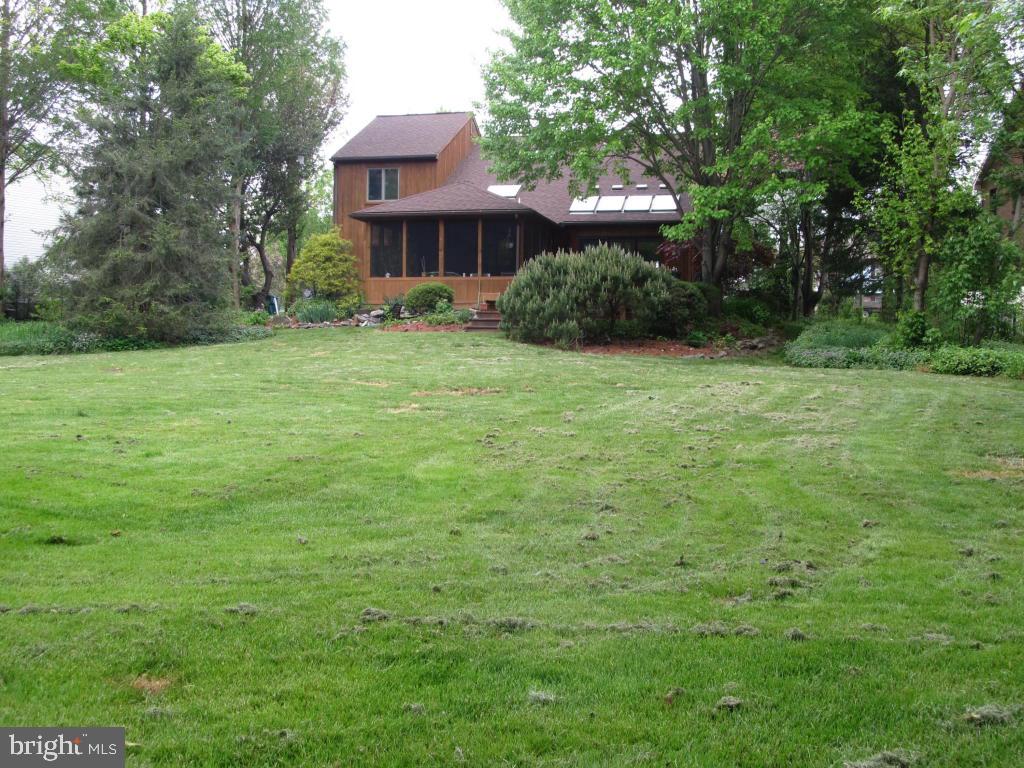 291 Browning Road Lancaster, PA 17602 - Photo 6 of 28 Gallery Image 6