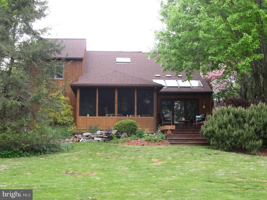 291 Browning Road Lancaster, PA 17602 - Photo 8 of 28 Gallery Image 8