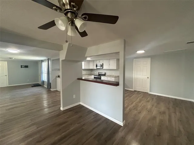 $210,500 | 708 Barrow Street, Goldthwaite, TX 76844