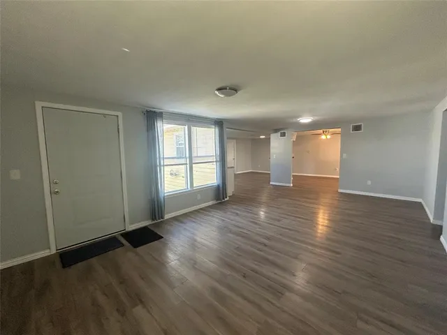 $210,500 | 708 Barrow Street, Goldthwaite, TX 76844