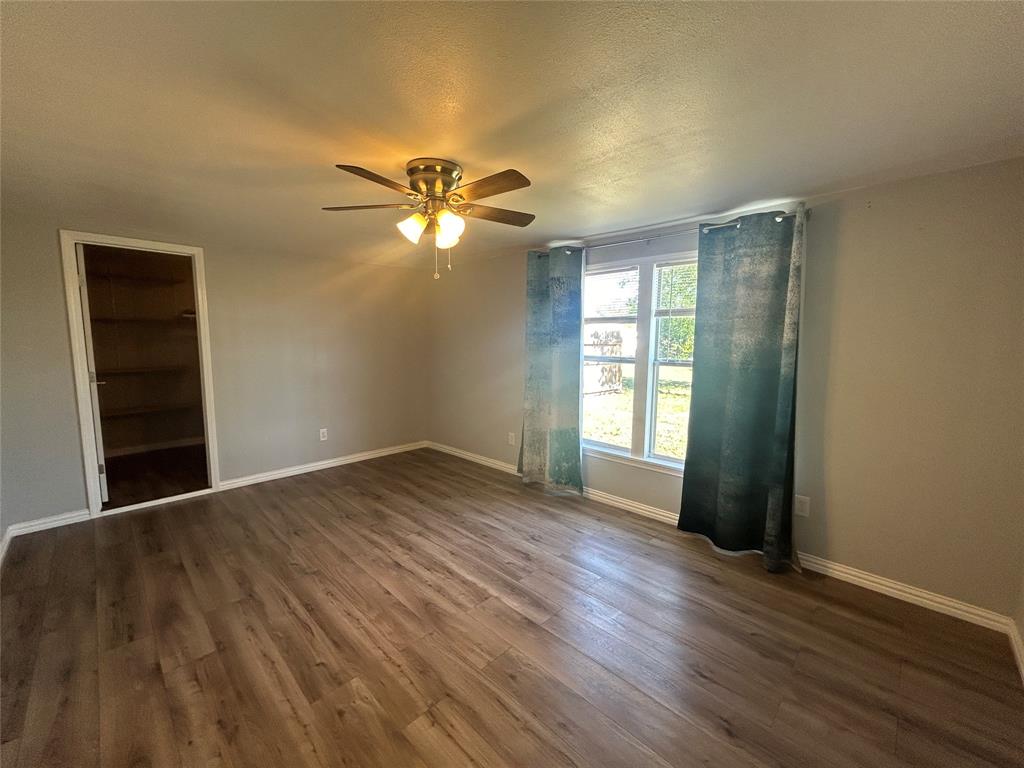 708 Barrow Street Goldthwaite, TX 76844 - Photo 9 of 20