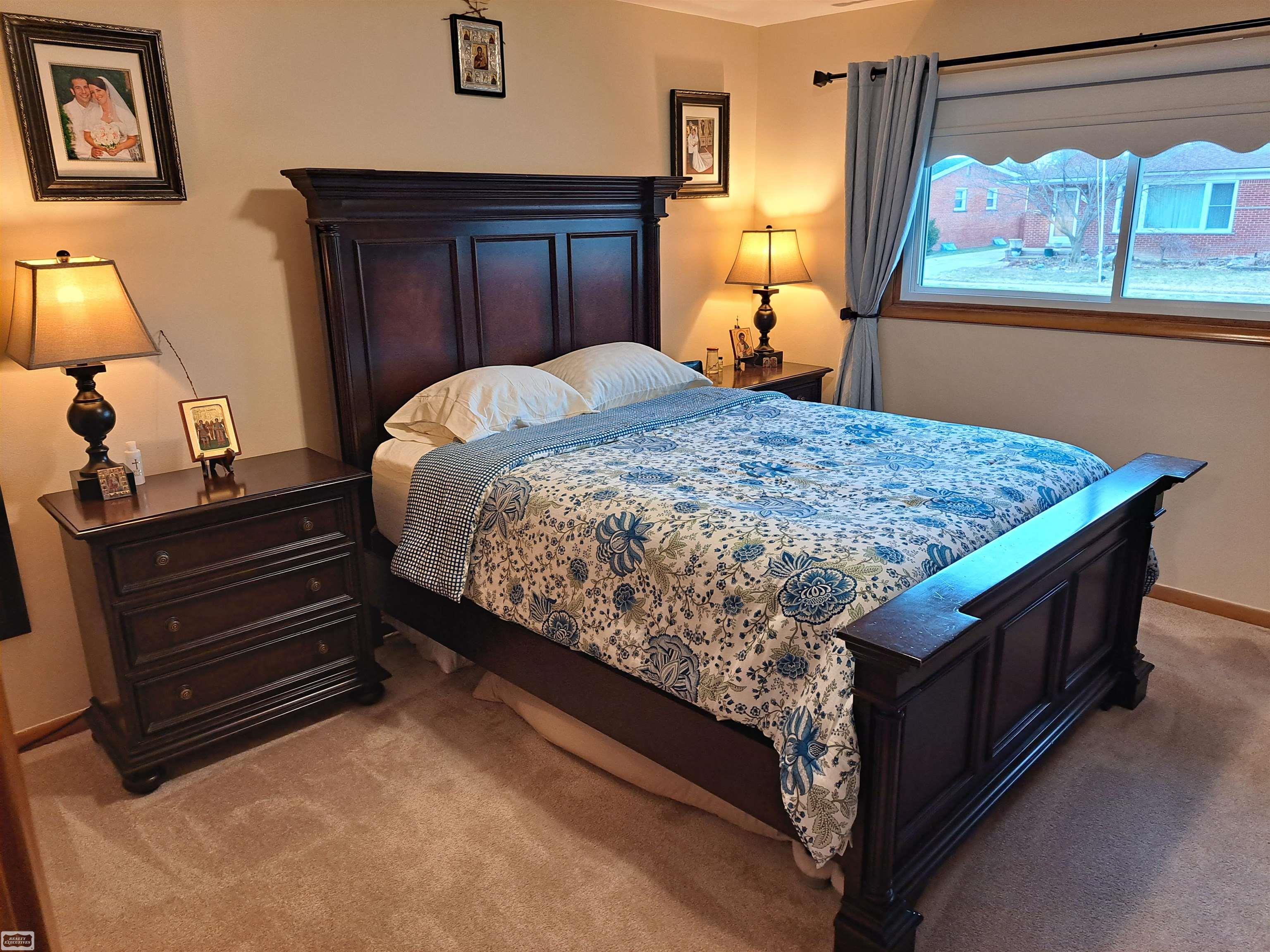 18063 Winsome Road Fraser, MI 48026 - Photo 9 of 14 50172097-f95650be-edc7-4b42-bf84-e99aa4fe17a1.JPG