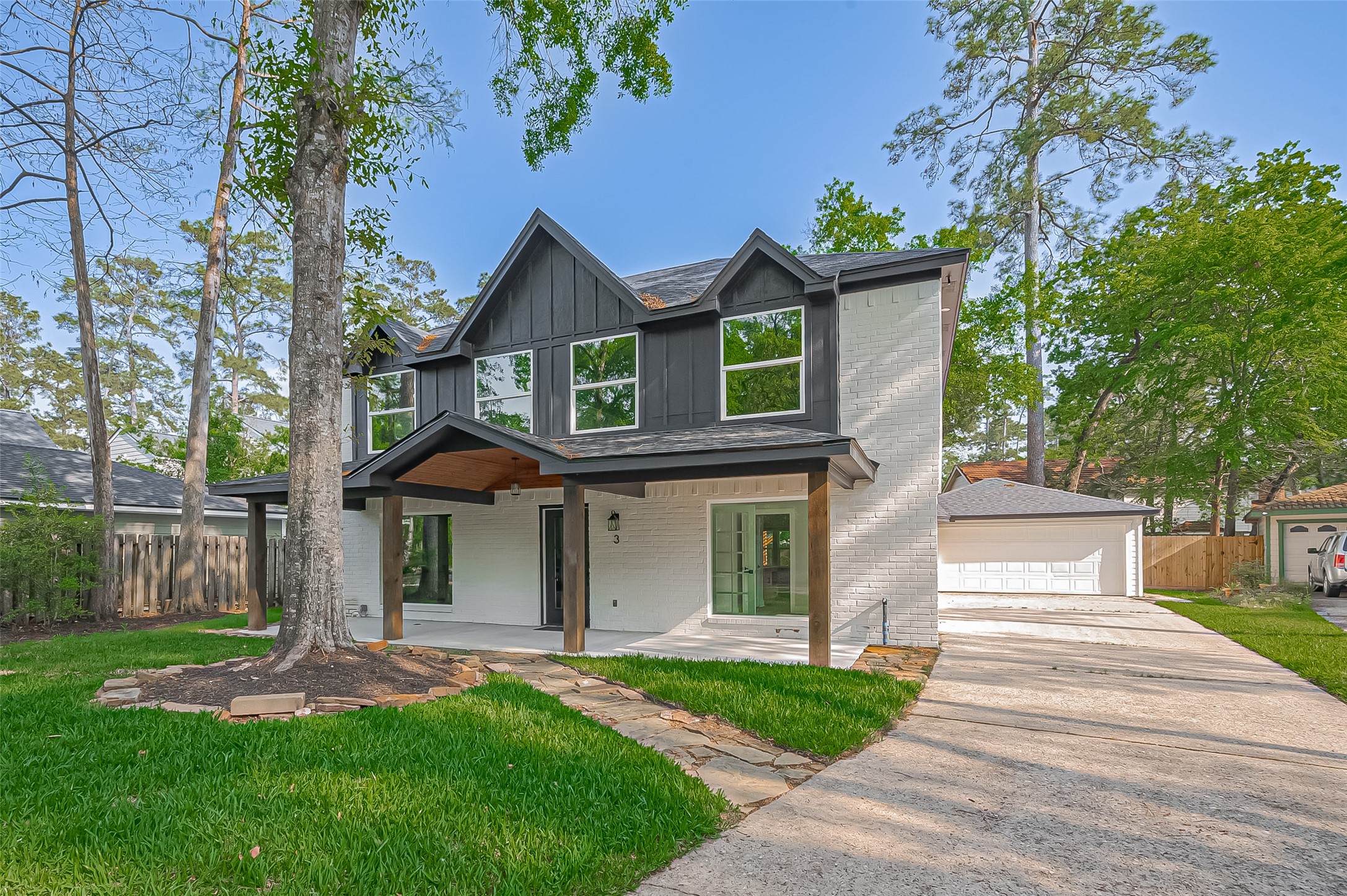 3 Roserush Court The Woodlands, TX 77380 - Photo 2 of 42