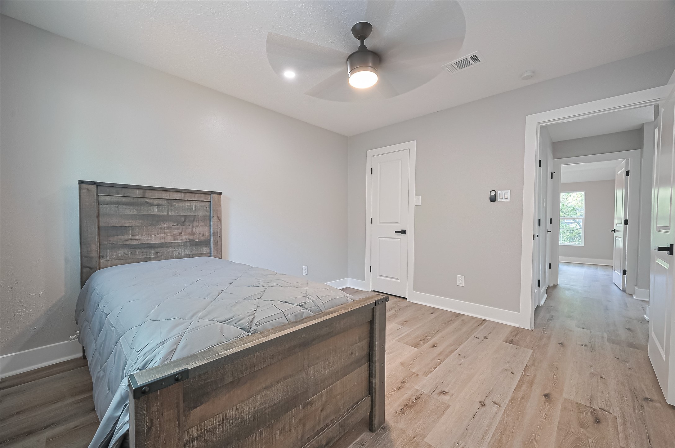 3 Roserush Court The Woodlands, TX 77380 - Photo 25 of 42