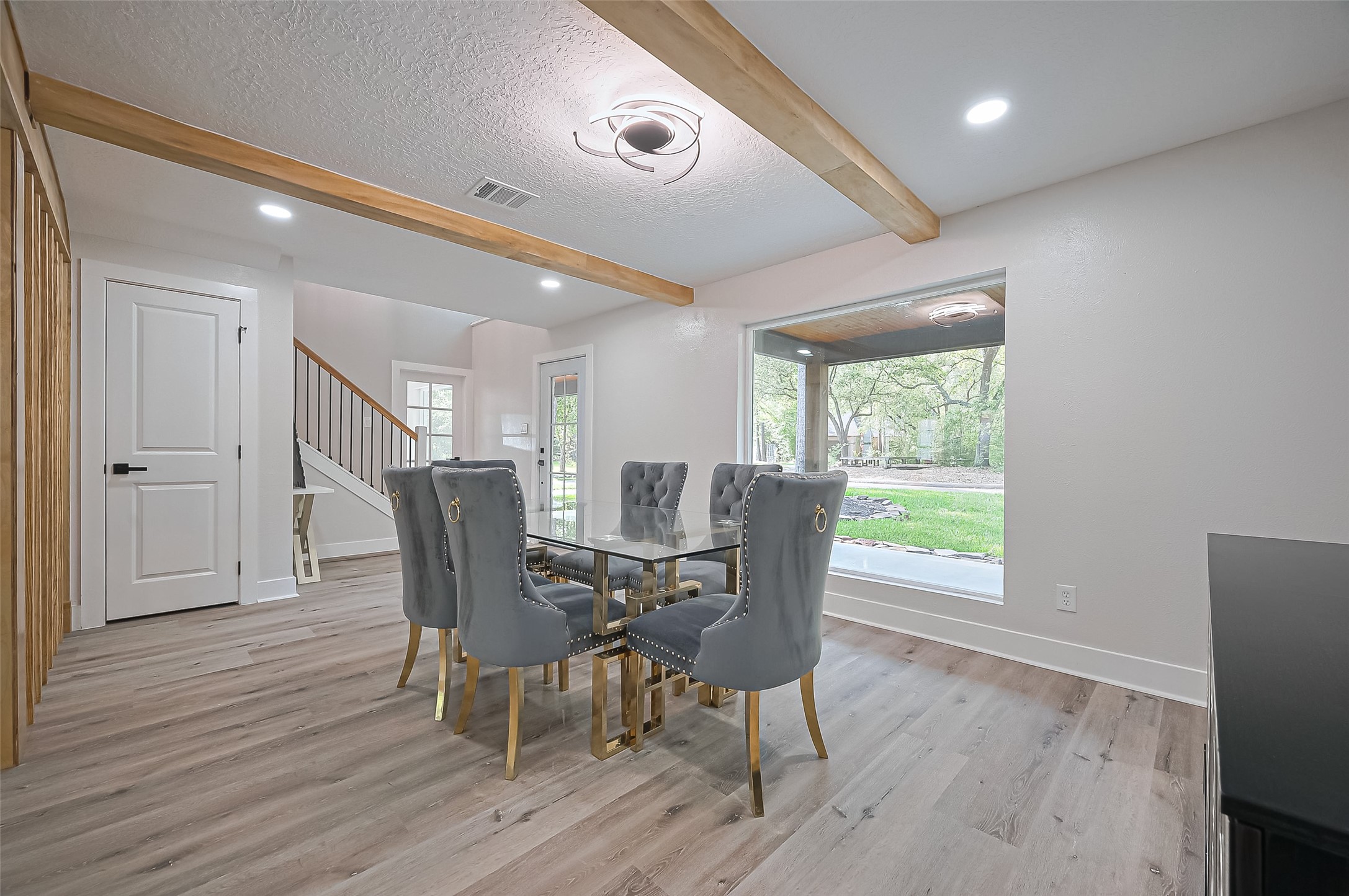 3 Roserush Court The Woodlands, TX 77380 - Photo 8 of 42