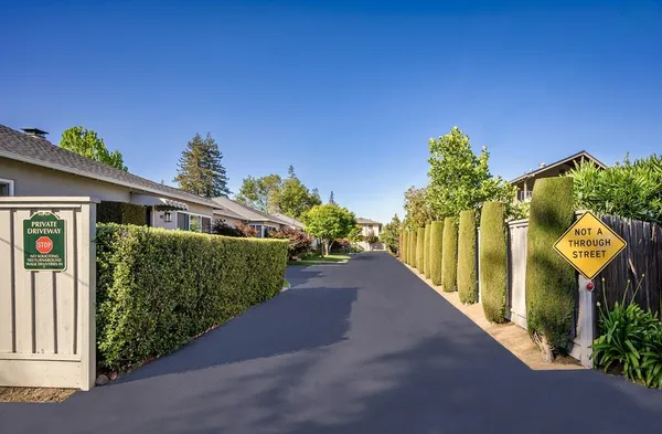 $4,950,000 | 971-977 Oak Lane, Menlo Park, CA 94025
