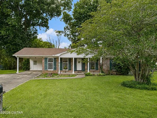 $209,900 | 83 Overton Drive, Jackson, TN 38301