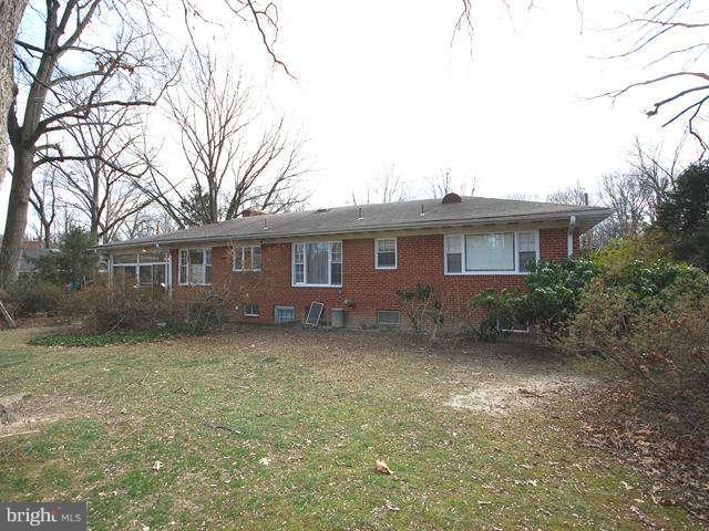 2205 Parker Avenue Silver Spring, MD 20902 - Photo 26 of 29 Exterior (Rear)