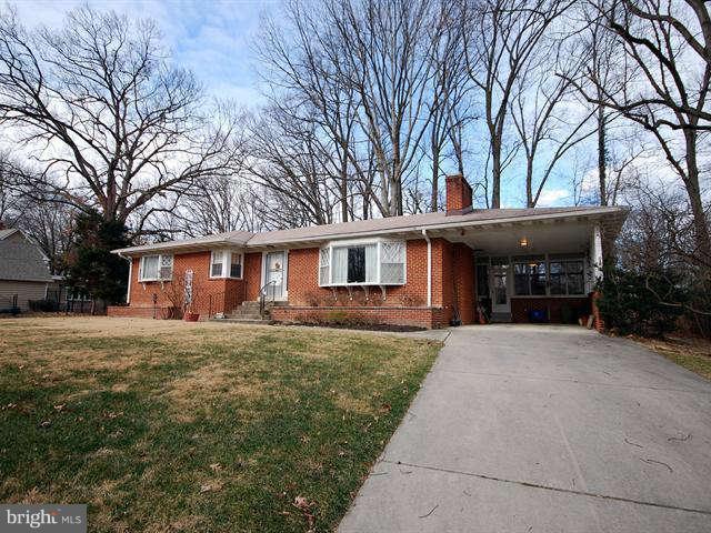 2205 Parker Avenue Silver Spring, MD 20902 - Photo 29 of 29 Exterior (Front)