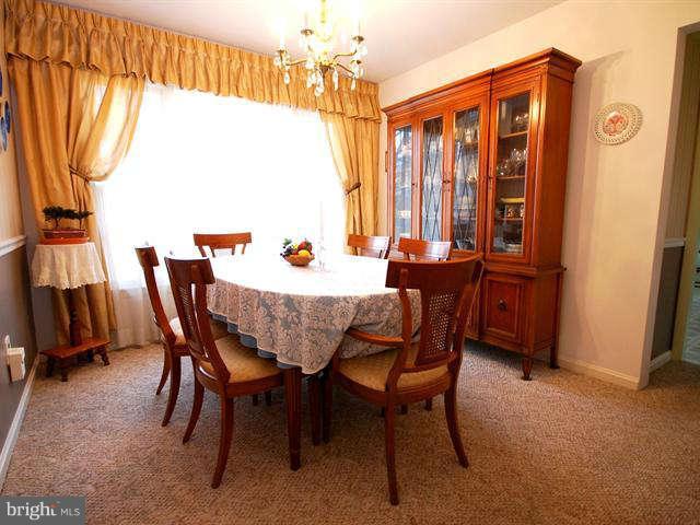 2205 Parker Avenue Silver Spring, MD 20902 - Photo 9 of 29 Dining Room