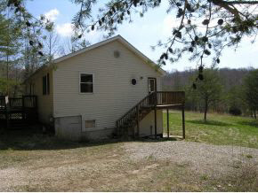 274 A East Dobson Road Bloomfield, IN 47424 - Photo 2 of 7 Gallery Image 2