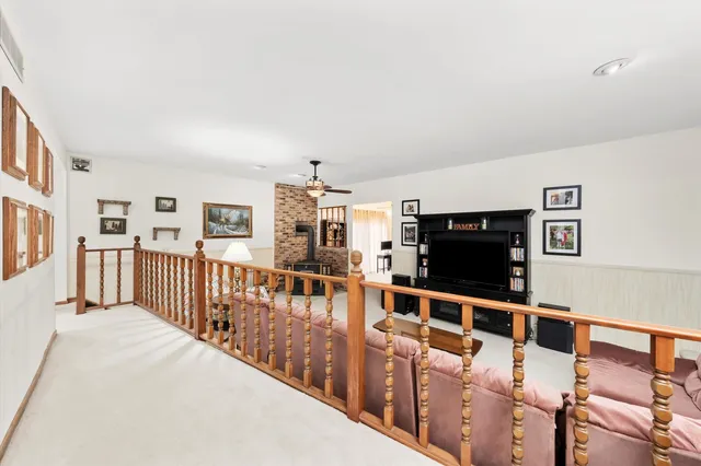 $539,900 | 10221 South Eleanor Avenue, Palos Hills, IL 60465