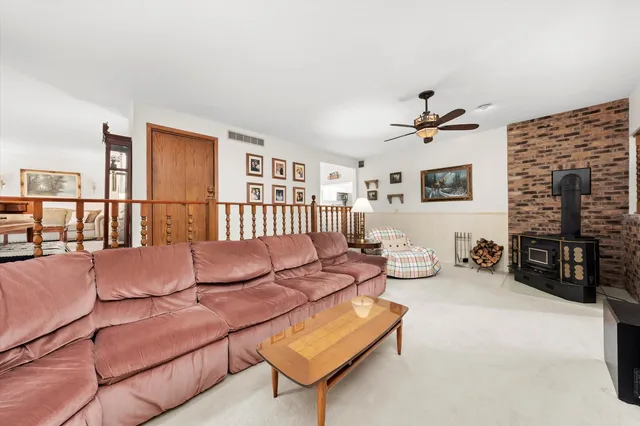 $539,900 | 10221 South Eleanor Avenue, Palos Hills, IL 60465