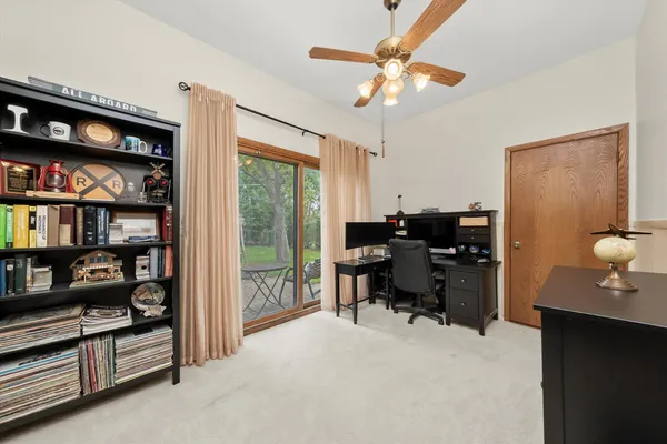 $499,900 | 10221 South Eleanor Avenue, Palos Hills, IL 60465