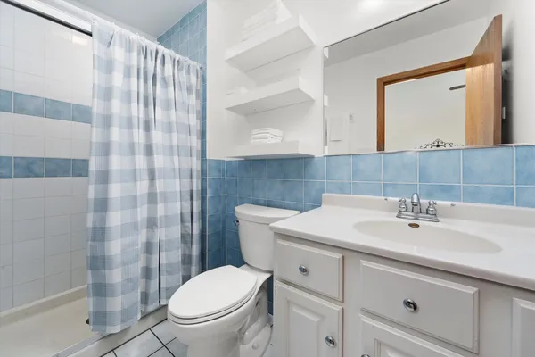 $499,900 | 10221 South Eleanor Avenue, Palos Hills, IL 60465