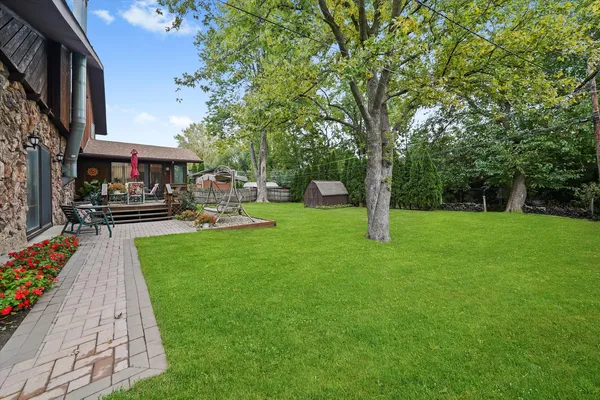 $499,900 | 10221 South Eleanor Avenue, Palos Hills, IL 60465