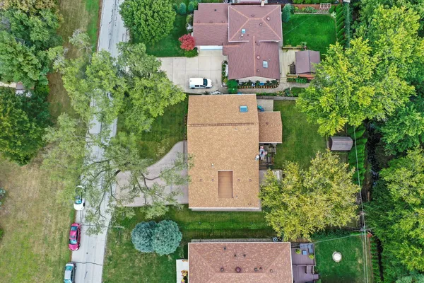 $499,900 | 10221 South Eleanor Avenue, Palos Hills, IL 60465
