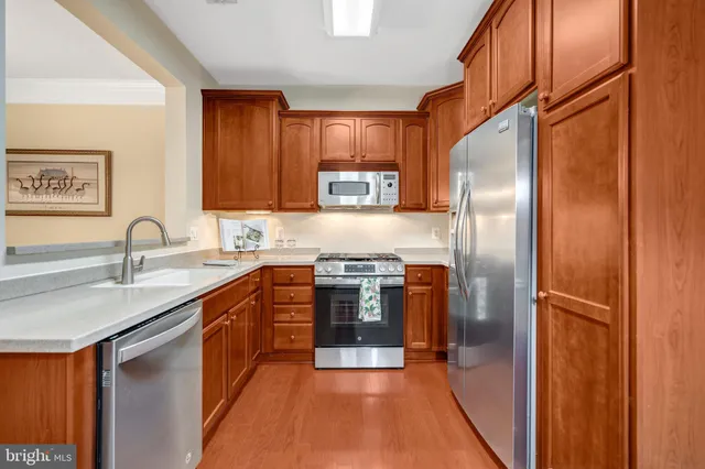 $410,000 | 7065 Heritage Hunt Drive, Unit 108, Gainesville, VA 20155