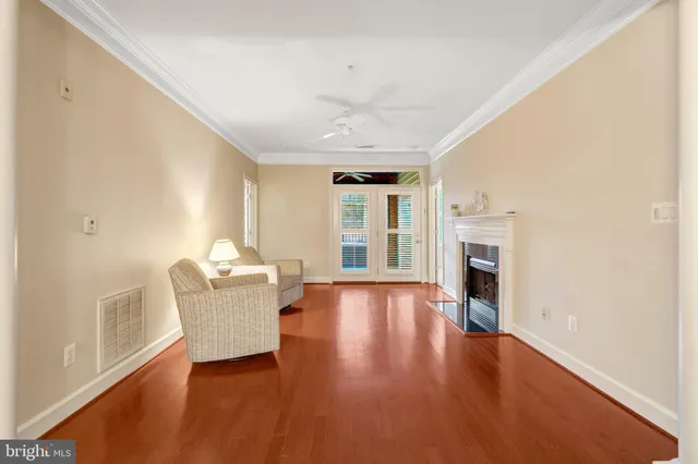 $410,000 | 7065 Heritage Hunt Drive, Unit 108, Gainesville, VA 20155