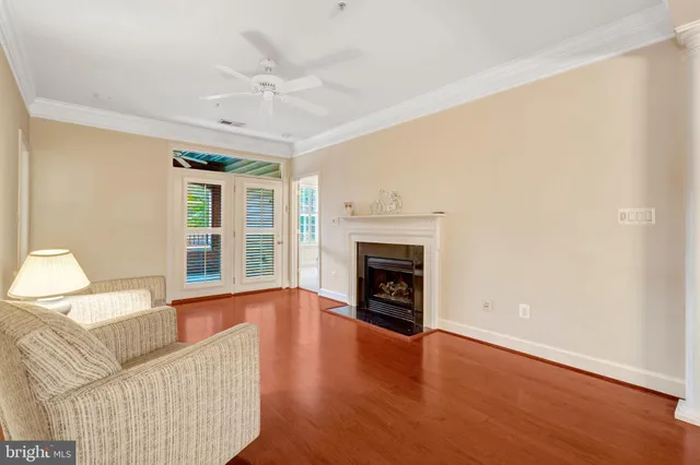 $410,000 | 7065 Heritage Hunt Drive, Unit 108, Gainesville, VA 20155