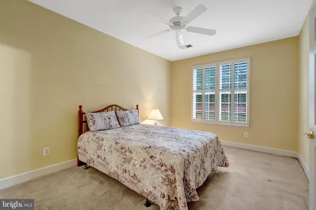 $410,000 | 7065 Heritage Hunt Drive, Unit 108, Gainesville, VA 20155