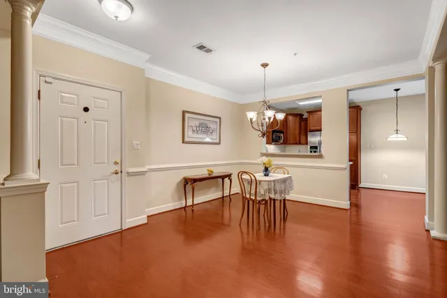 $410,000 | 7065 Heritage Hunt Drive, Unit 108, Gainesville, VA 20155