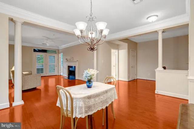 $410,000 | 7065 Heritage Hunt Drive, Unit 108, Gainesville, VA 20155