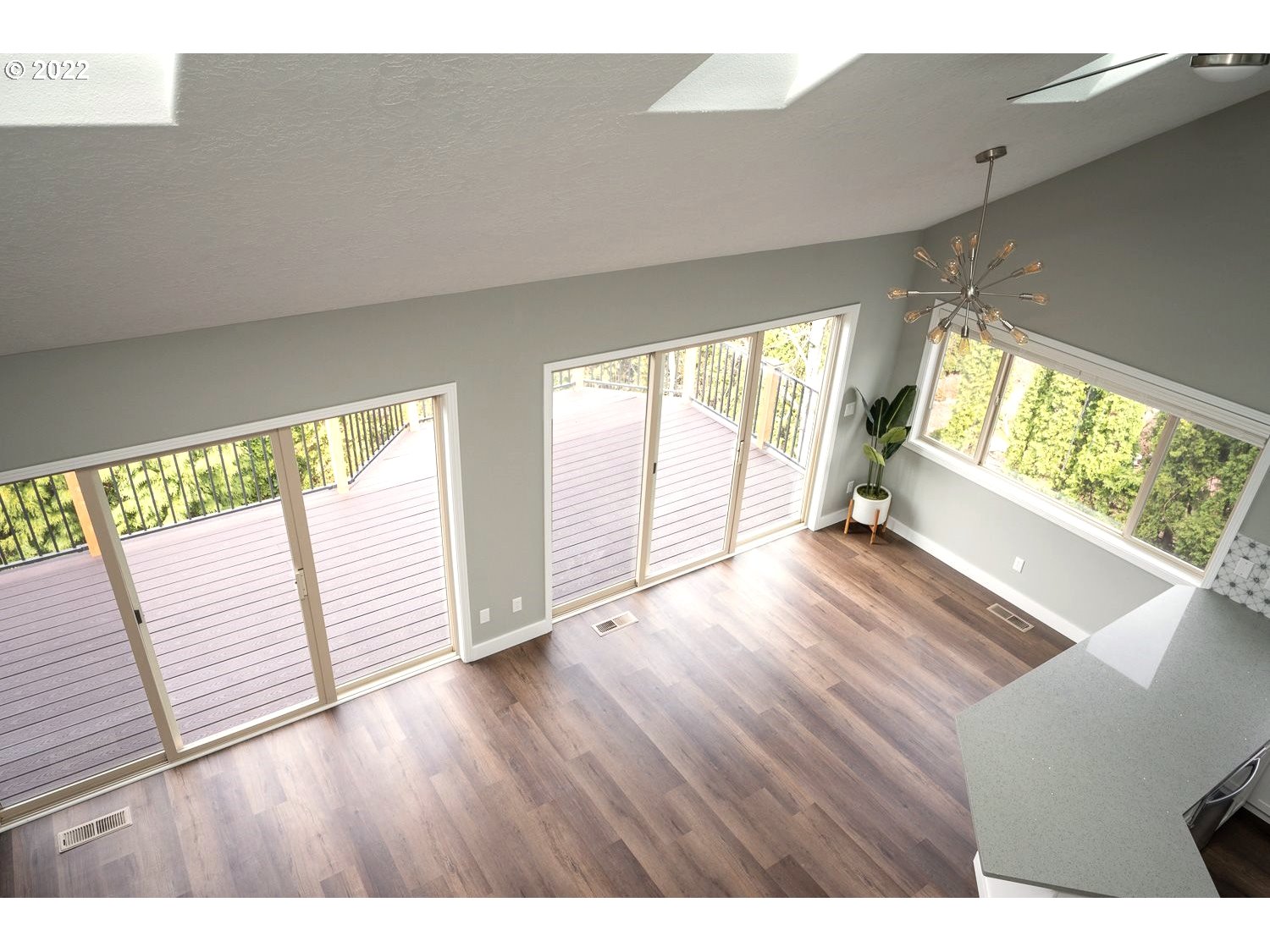 823 Southwest 8th Street Gresham, OR 97080 - Photo 23 of 30 Gallery Image 23