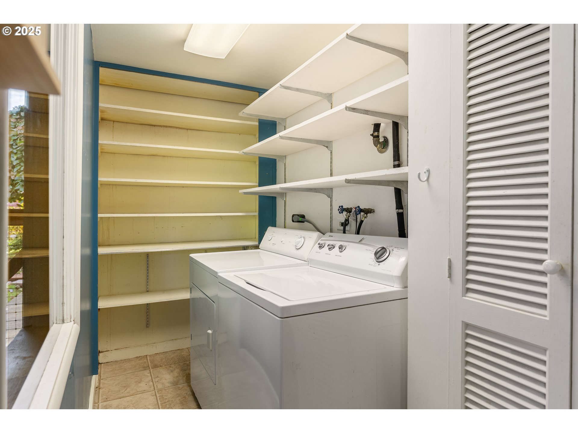 2755 D Street Northeast Salem, OR 97301 - Photo 14 of 36 Laundry