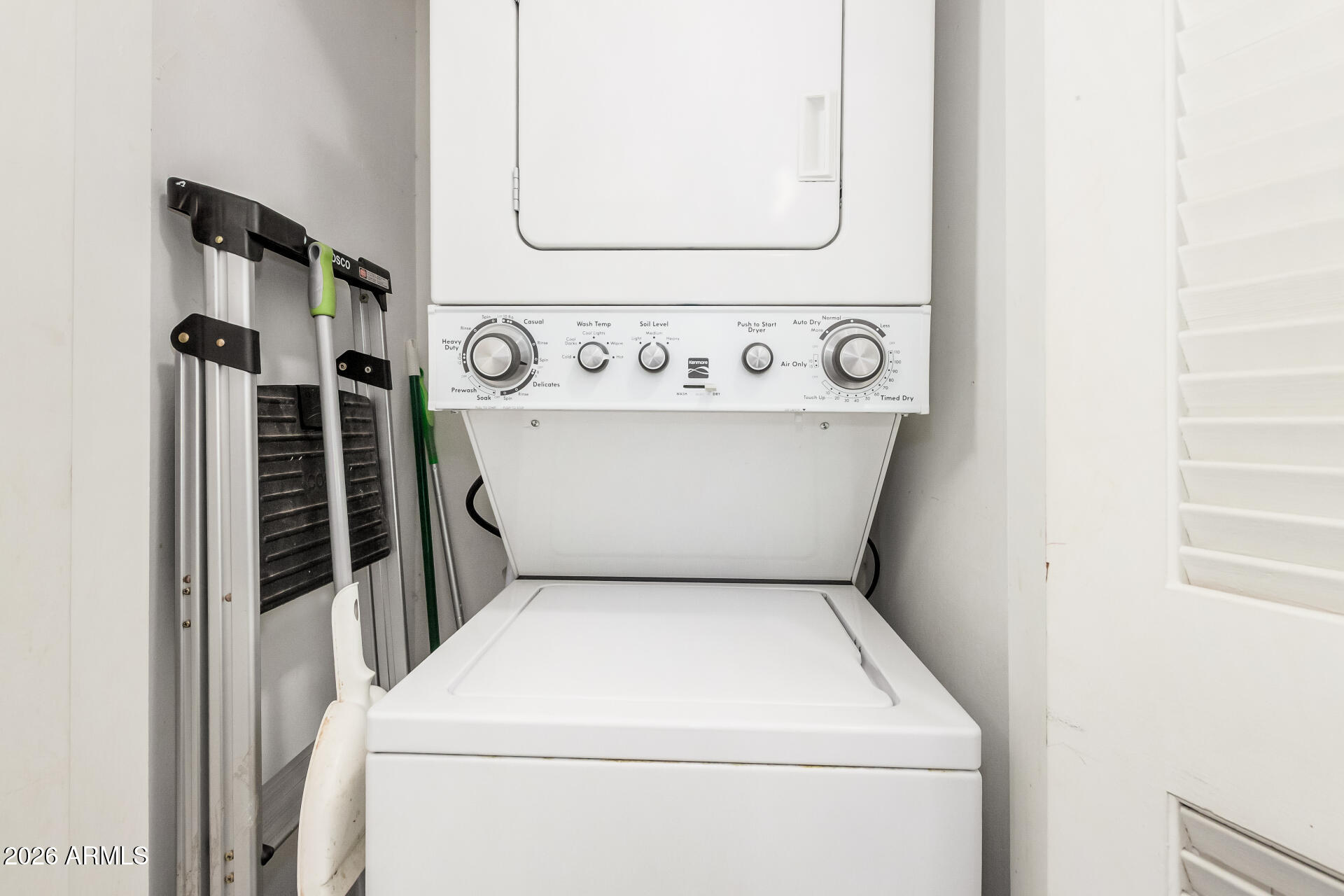 4394 North 36th Street Phoenix, AZ 85018 - Photo 14 of 32 23 36th