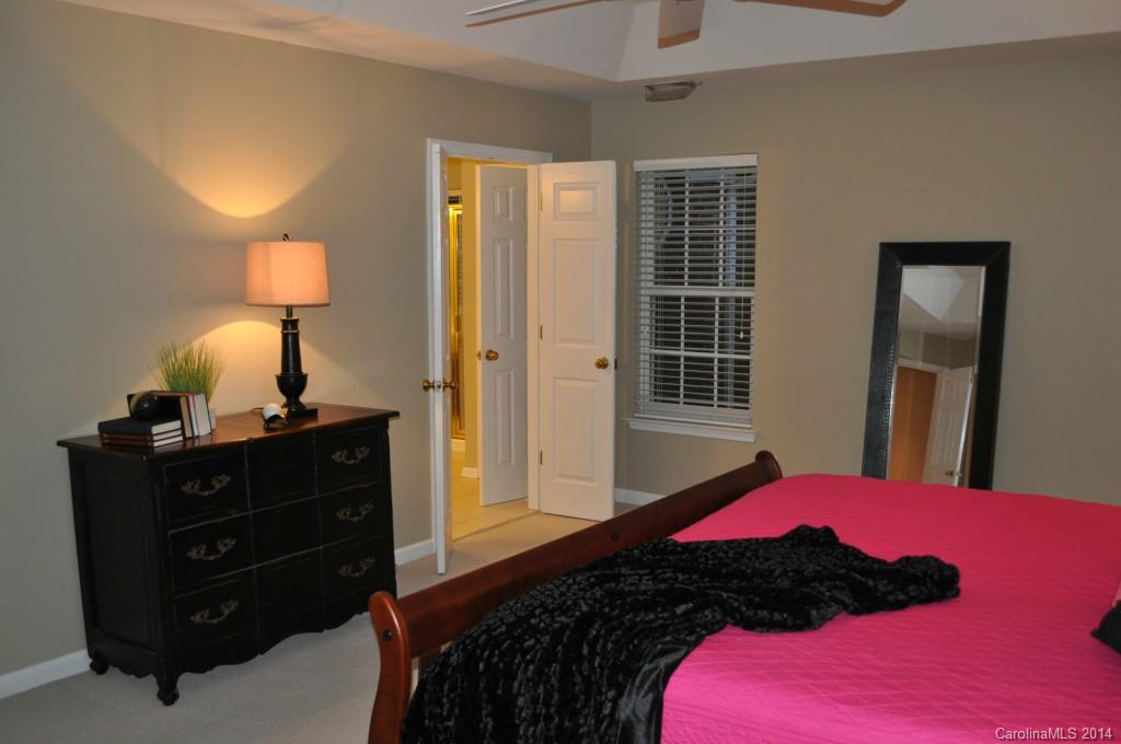 6632 Elfreda Road, Unit 36 Charlotte, NC 28270 - Photo 12 of 16