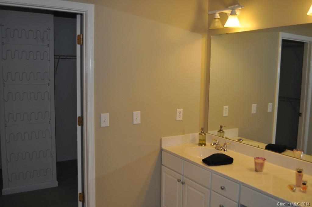 6632 Elfreda Road, Unit 36 Charlotte, NC 28270 - Photo 13 of 16