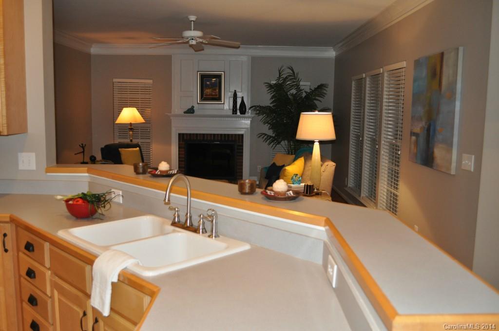 6632 Elfreda Road, Unit 36 Charlotte, NC 28270 - Photo 6 of 16