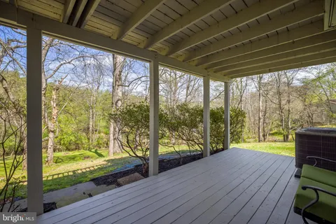 $395,000 | 11719 Summer Oak Drive, Germantown, MD 20874