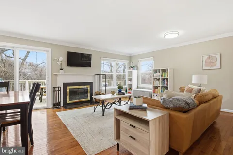 $395,000 | 11719 Summer Oak Drive, Germantown, MD 20874