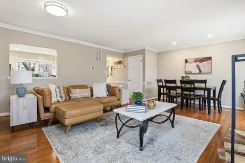 $395,000 | 11719 Summer Oak Drive, Germantown, MD 20874