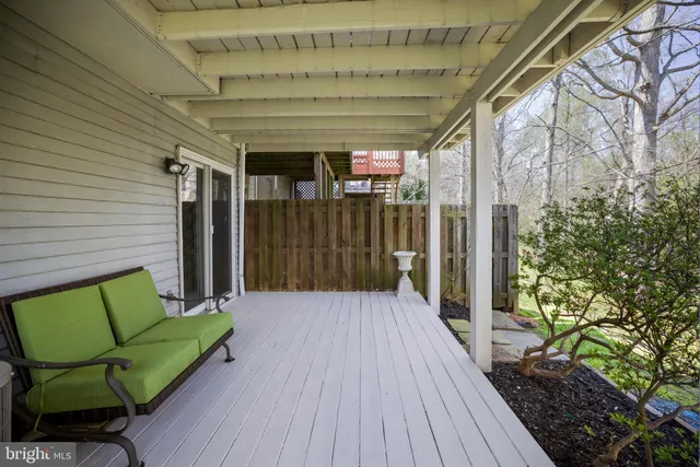 $395,000 | 11719 Summer Oak Drive, Germantown, MD 20874