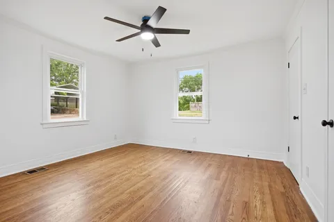 $288,000 | 406 Pickens Lane, Columbia, TN 38401