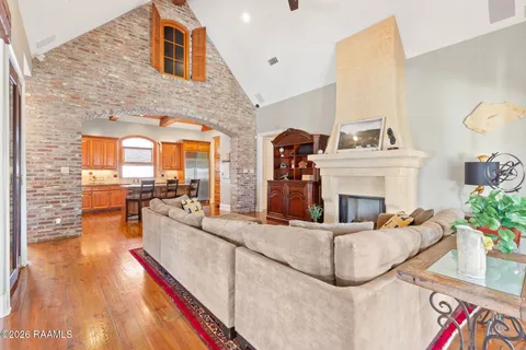 $715,000 | 203 Greystone Place, Lafayette, LA 70503