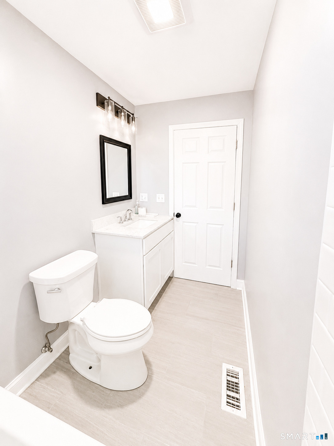 59 Midland Road Waterbury, CT 06705 - Photo 6 of 14 Gallery Image 6