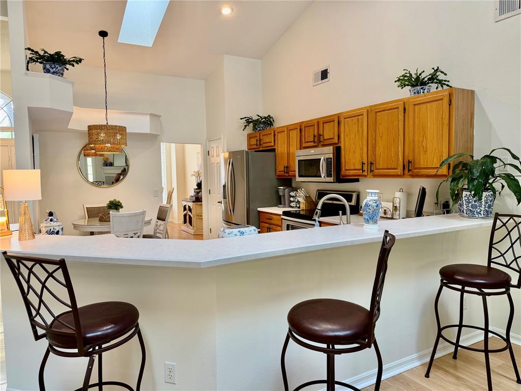 2168 Inverness Court Oviedo, FL 32765 - Photo 11 of 37