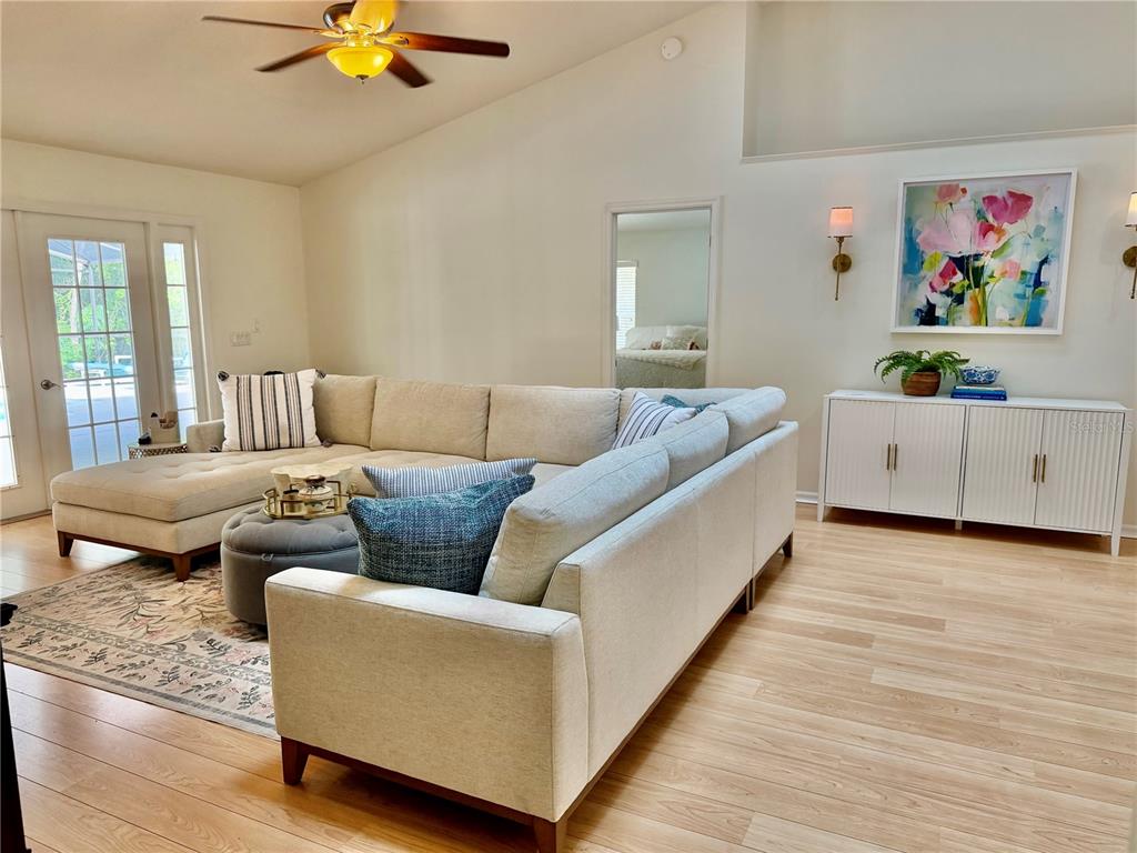 2168 Inverness Court Oviedo, FL 32765 - Photo 15 of 37