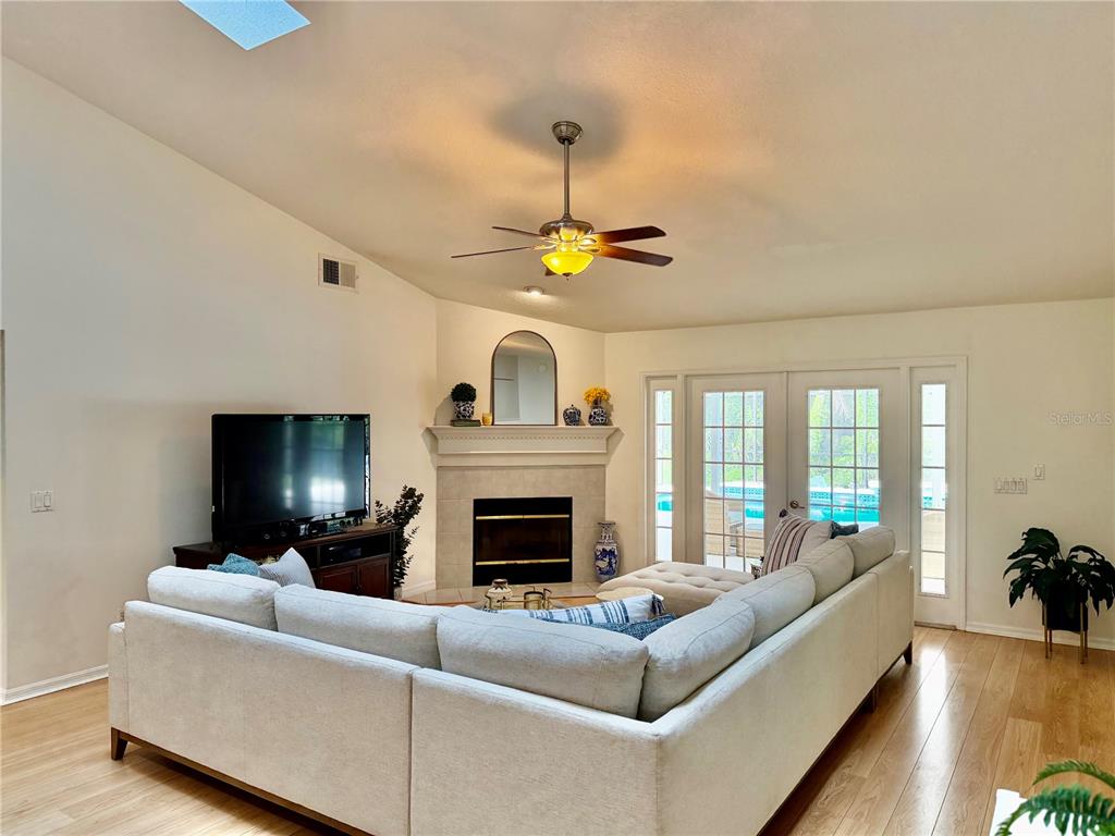 2168 Inverness Court Oviedo, FL 32765 - Photo 17 of 37