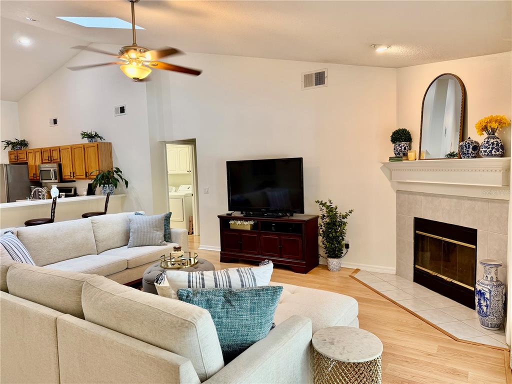 2168 Inverness Court Oviedo, FL 32765 - Photo 18 of 37