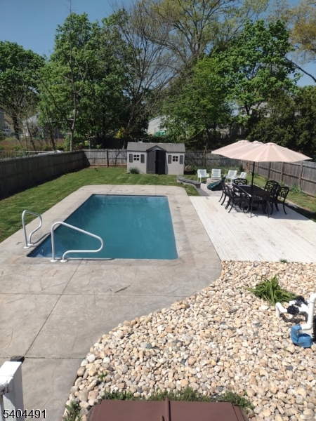 92 Oak Street Bridgewater, NJ 08807 - Photo 6 of 11