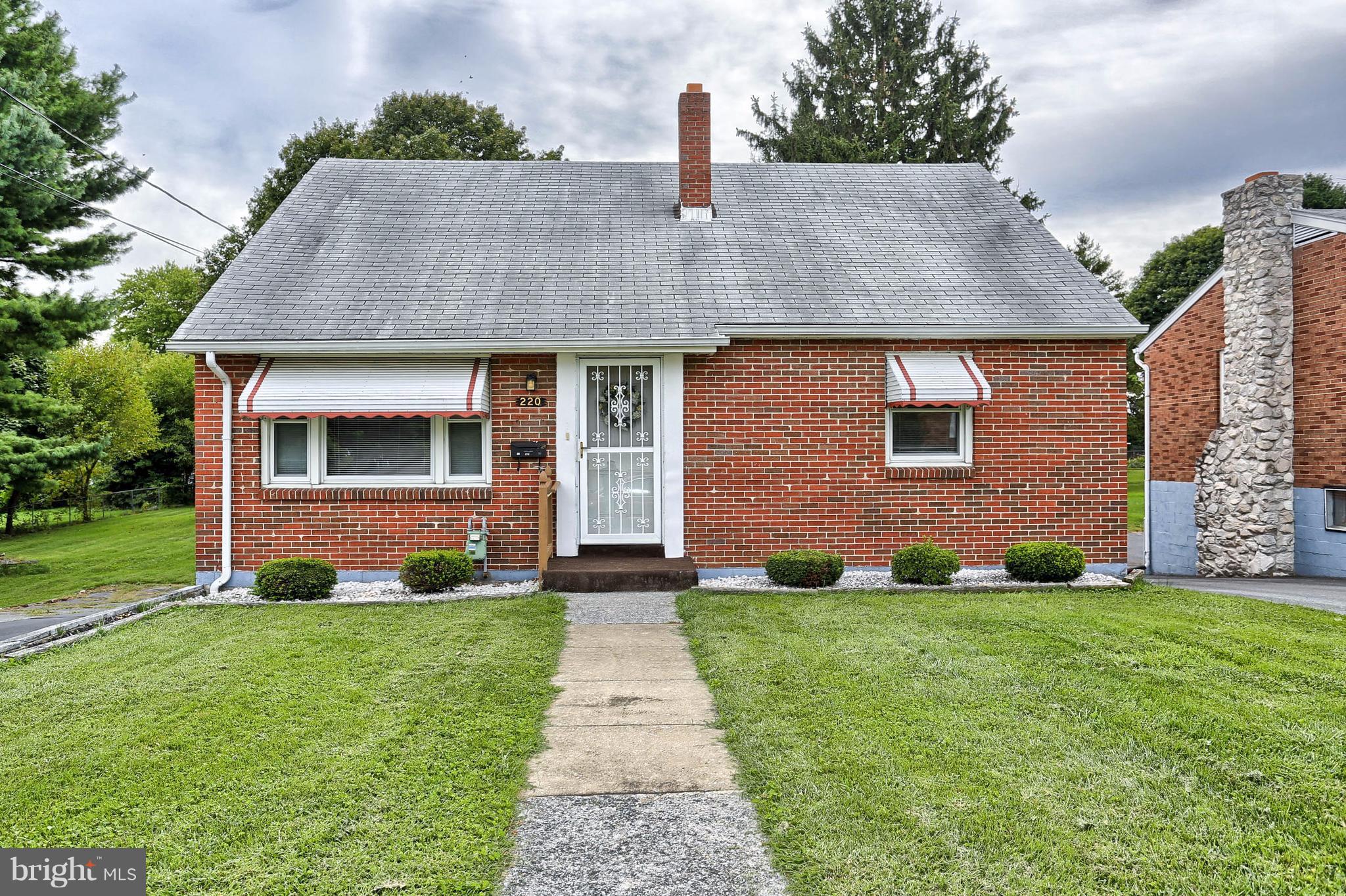 220 Nottingham Road Hagerstown, MD 21740 - Photo 1 of 30 Exterior (Front)