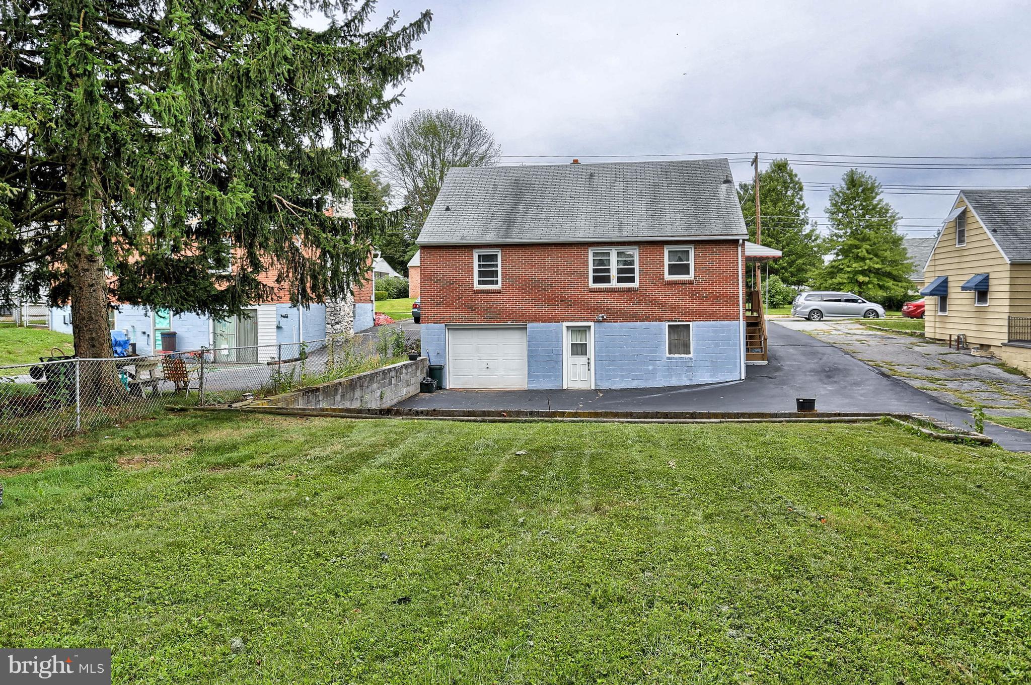 220 Nottingham Road Hagerstown, MD 21740 - Photo 6 of 30 Exterior (Rear)