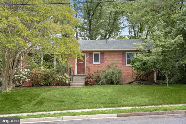 $4,500 | 877 North Nottingham Street, Arlington, VA 22205