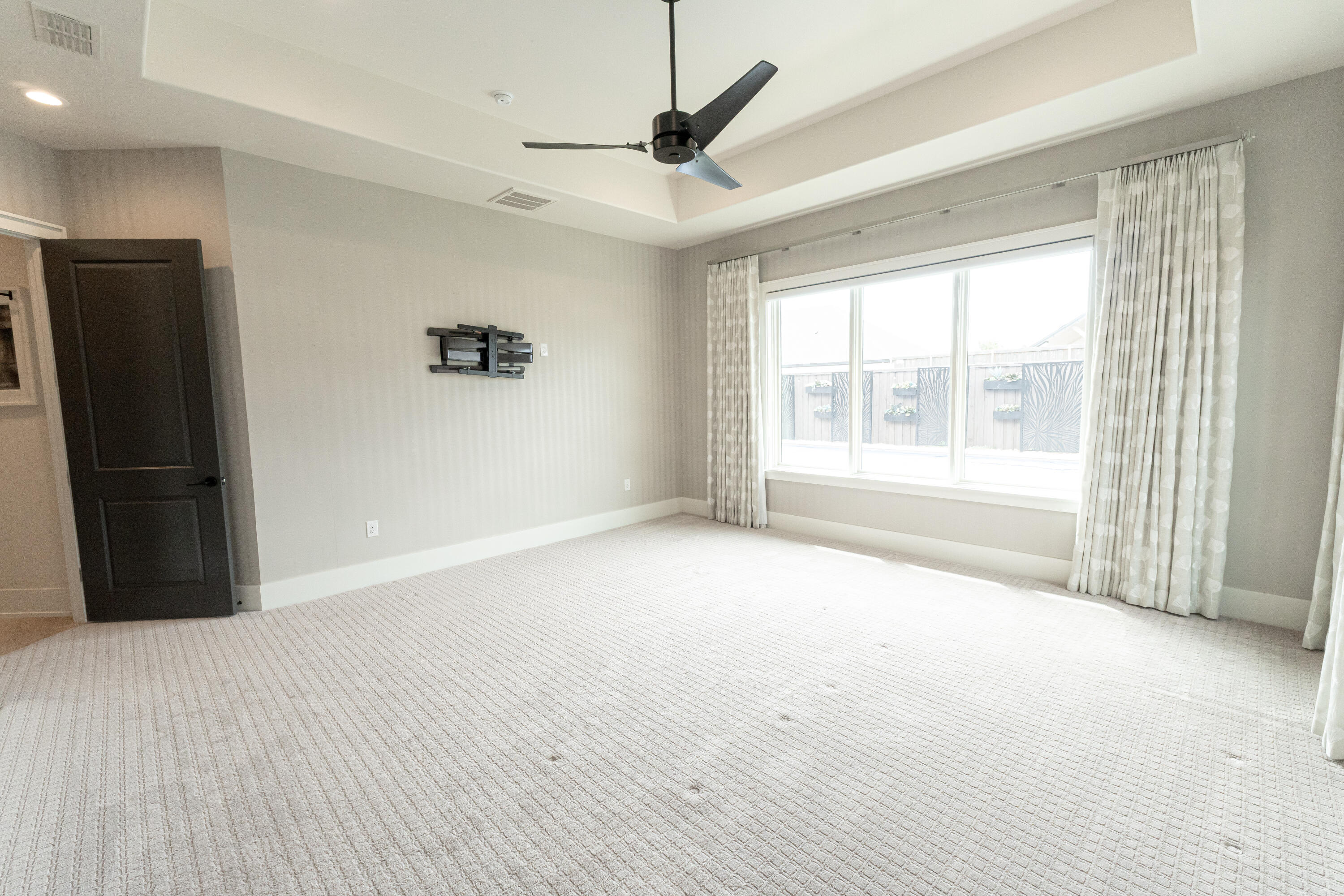 4821 119th Place Lubbock, TX 79424 - Photo 52 of 77 a view of an empty room with a window